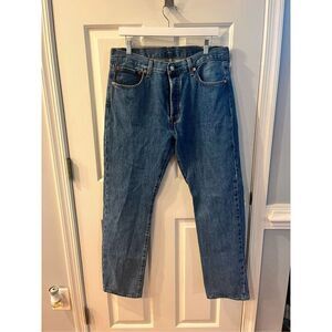 Levi’s 501 Mens Classic Fit Button Fly Jeans sz 34X32 EUC